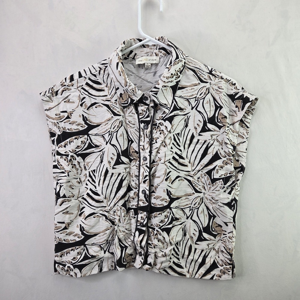 The Line of Style Womens‎ Sleeveless Button Blouse Large Floral Animal Print
